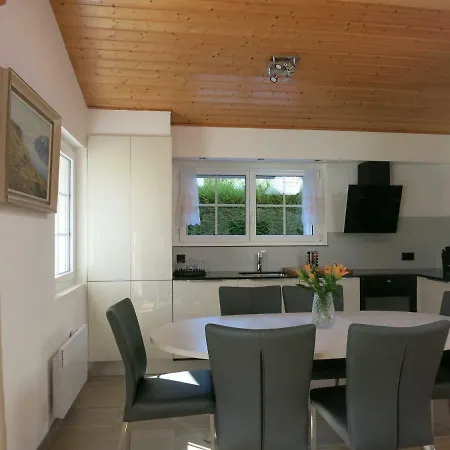 جيد بي آند بي شقة